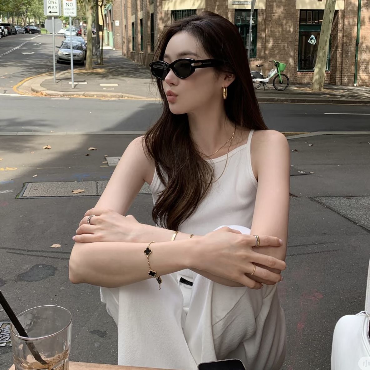 Gia đ&igrave;nh thu nhập 25 triệu cố mua nh&agrave; H&agrave; Nội: Cả th&aacute;ng ti&ecirc;u 5 triệu, kh&ocirc;ng ăn hoa quả nhập, chỉ d&aacute;m mua c&aacute;i v&aacute;y dưới 200 ngh&igrave;n- Ảnh 2.