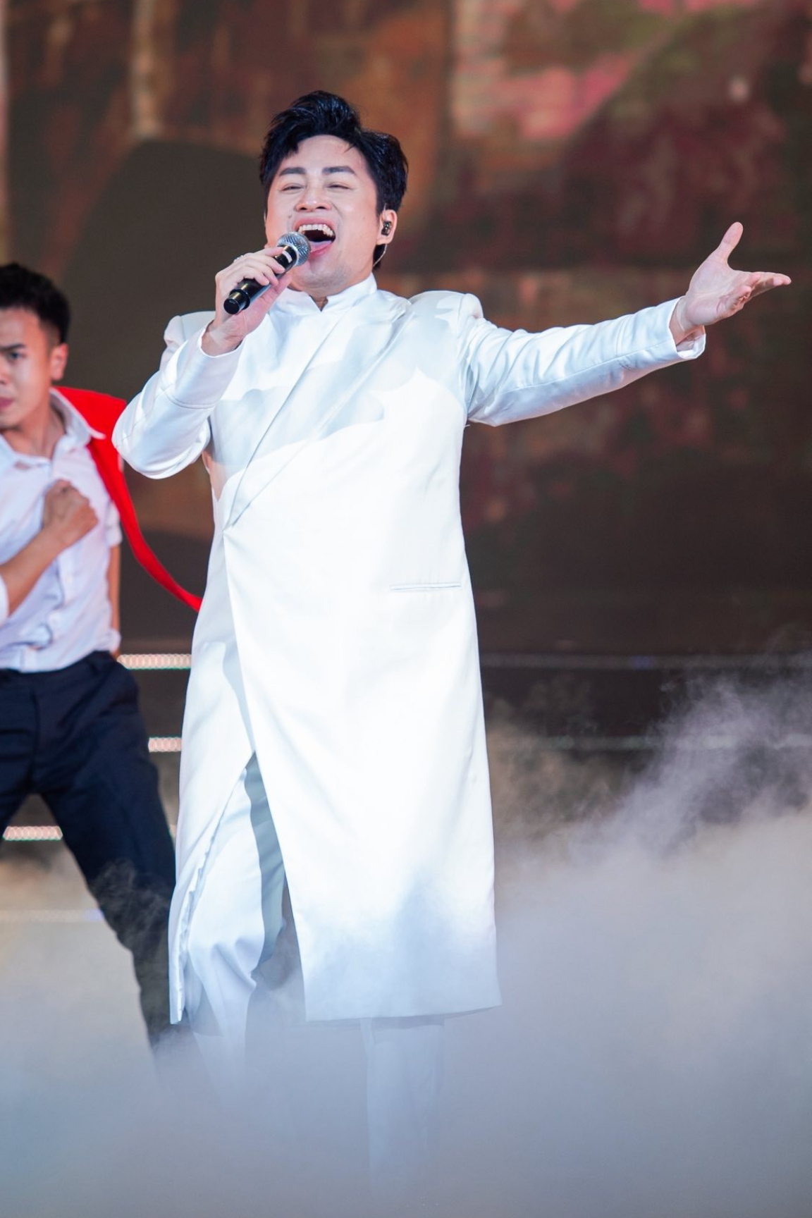 T&ugrave;ng Dương ch&ecirc; AI- Ảnh 4.