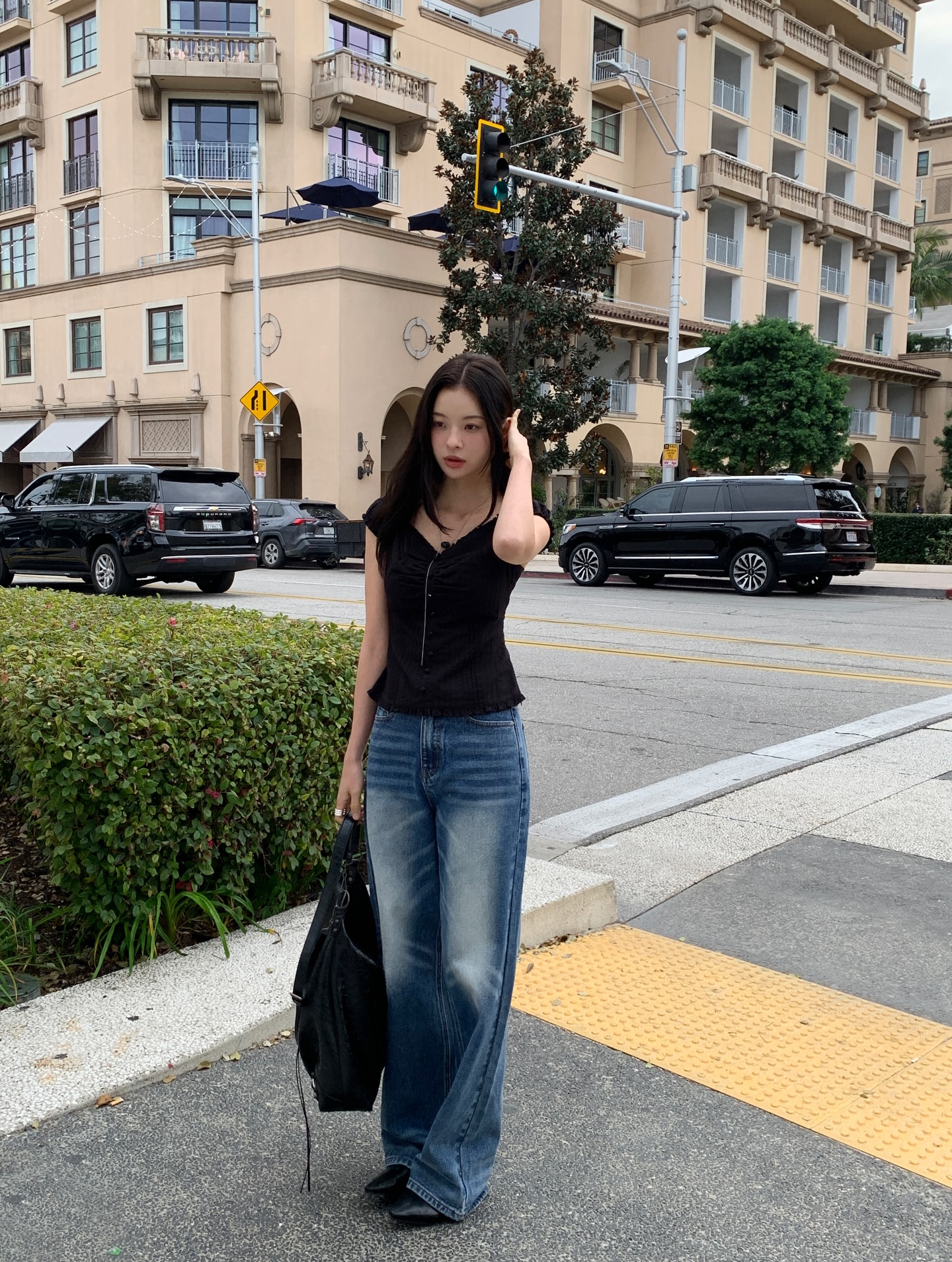 Chị em phải cập nhật ngay 5 xu hướng thời trang h&egrave; 2026: To&agrave;n item xinh tươi, dễ phối đồ- Ảnh 10.