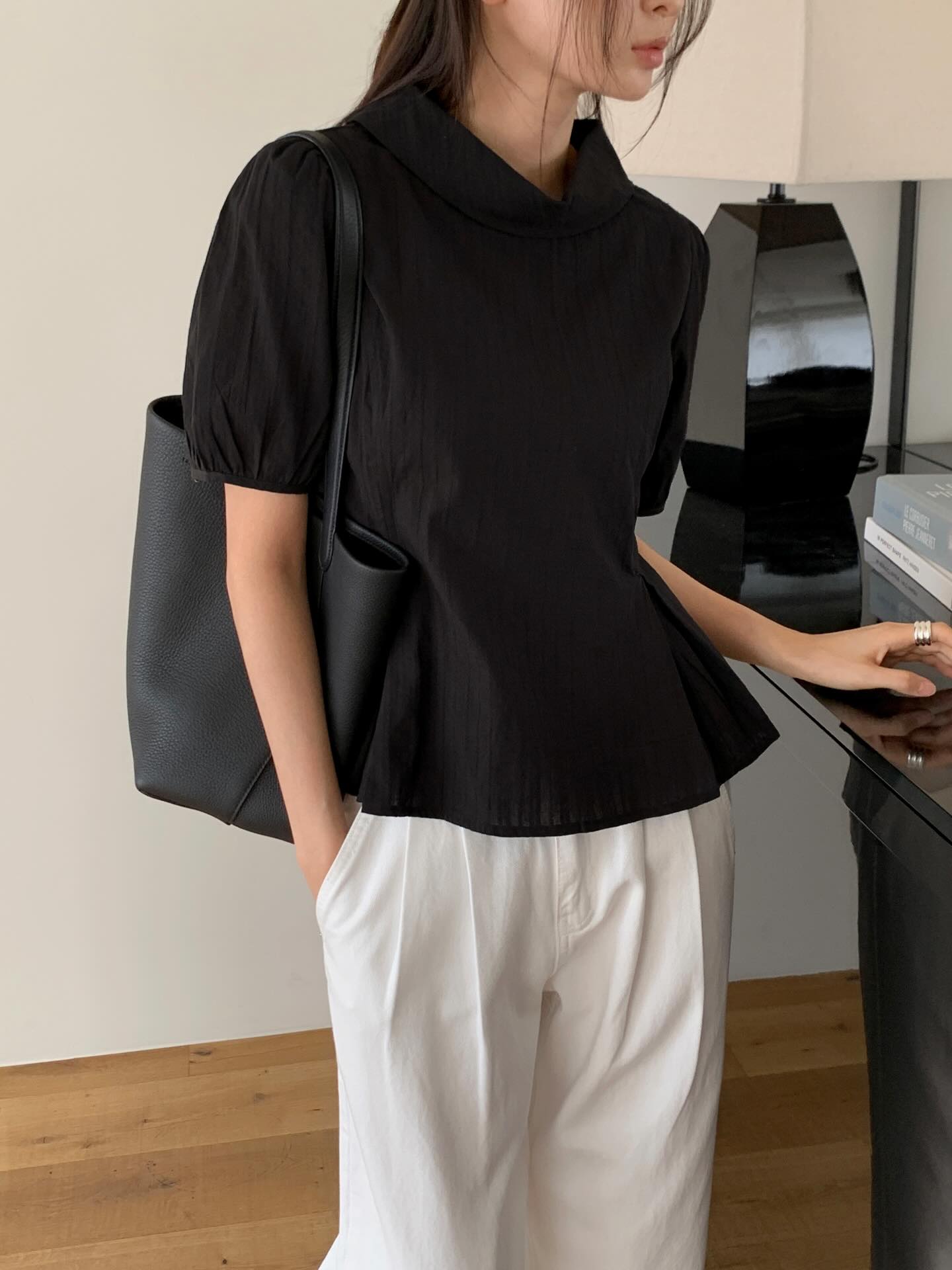 Chị em phải cập nhật ngay 5 xu hướng thời trang h&egrave; 2026: To&agrave;n item xinh tươi, dễ phối đồ- Ảnh 1.