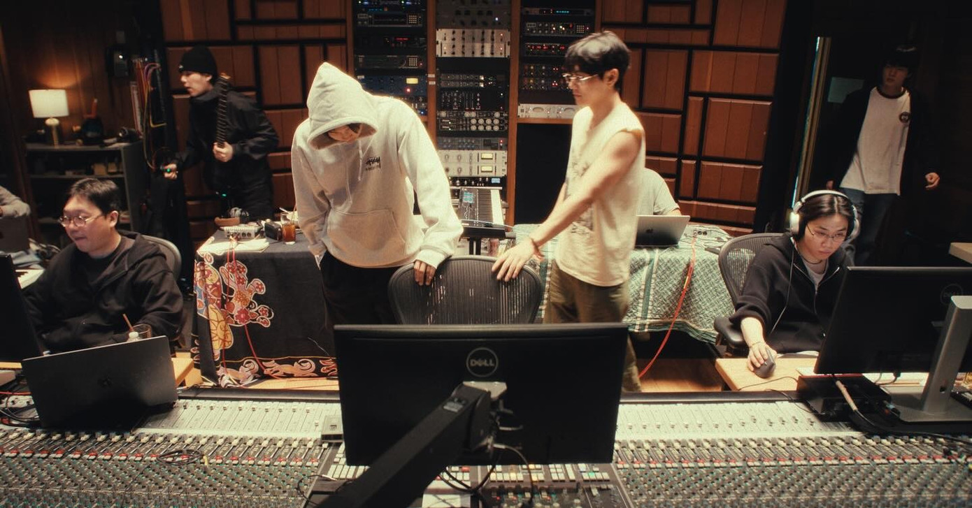 Đặc quyền của đạo diễn Bảo Nguyễn khi l&agrave;m phim về BTS- Ảnh 10.