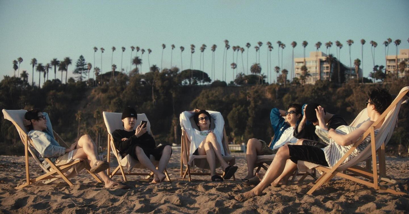 Đặc quyền của đạo diễn Bảo Nguyễn khi l&agrave;m phim về BTS- Ảnh 8.