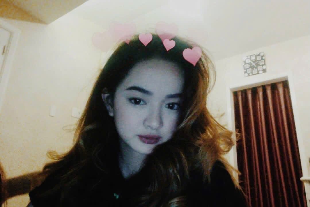 Ảnh cũ 10 năm bị đ&agrave;o lại của mỹ nh&acirc;n người Việt "3 m&eacute;t bẻ đ&ocirc;i" vừa lọt top đẹp nhất thế giới- Ảnh 2.