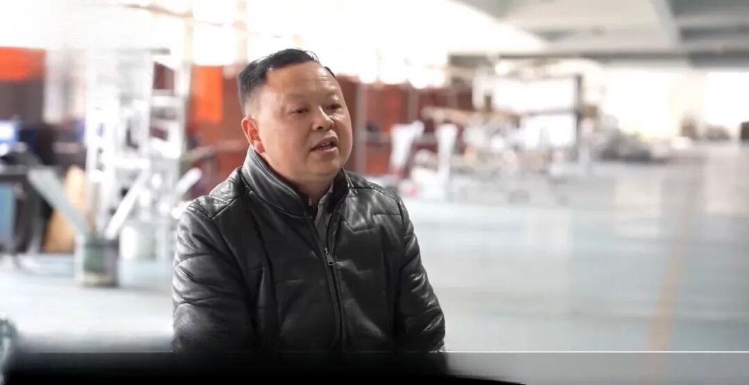 Bố vợ trả lại 700 triệu đồng s&iacute;nh lễ ngay trong đ&aacute;m cưới, ch&uacute; rể đem tiền l&agrave;m 1 việc khiến nhiều người bất ngờ- Ảnh 3.