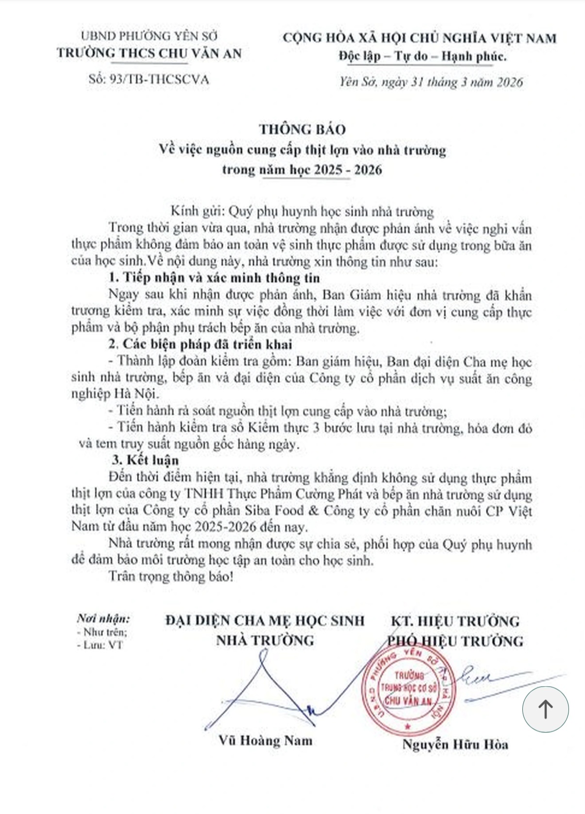 Phụ huynh cắt cơm b&aacute;n tr&uacute; sau vụ 300 tấn thịt lợn bệnh được đưa v&agrave;o trường học- Ảnh 1.