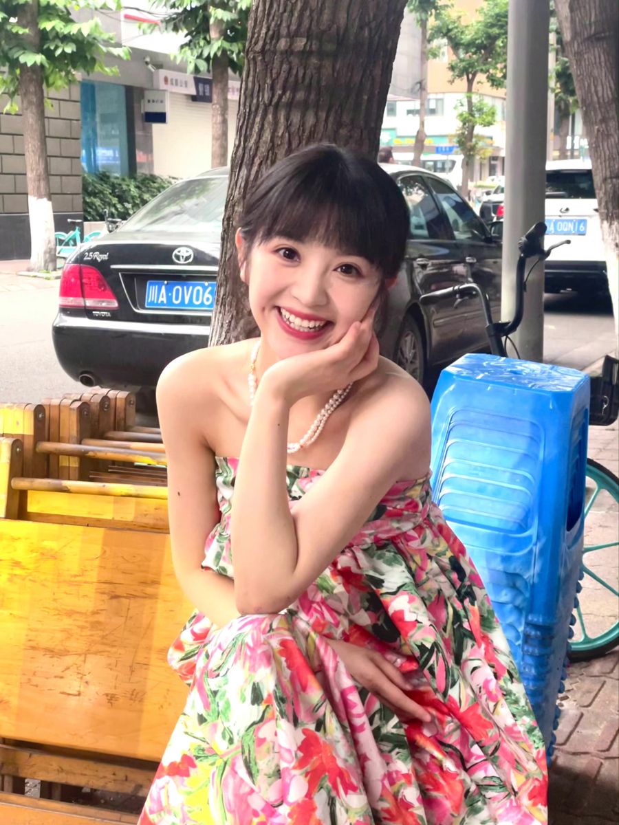 Showbiz c&oacute; mỹ nh&acirc;n &ldquo;mặt học sinh body phụ huynh&rdquo;: Mặc đẹp kh&ocirc;ng trượt lần n&agrave;o, xuất hiện ở đ&acirc;u th&igrave; nơi đ&oacute; như Milano- Ảnh 11.