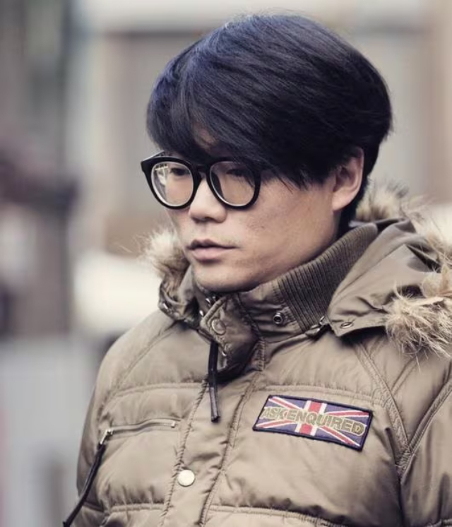 C&ocirc;ng bố CCTV vụ sao nam tử vong v&igrave; cố bảo vệ con trai, bị h&agrave;nh hung, k&eacute;o l&ecirc; tr&ecirc;n mặt đất khi đ&atilde; bất tỉnh- Ảnh 2.