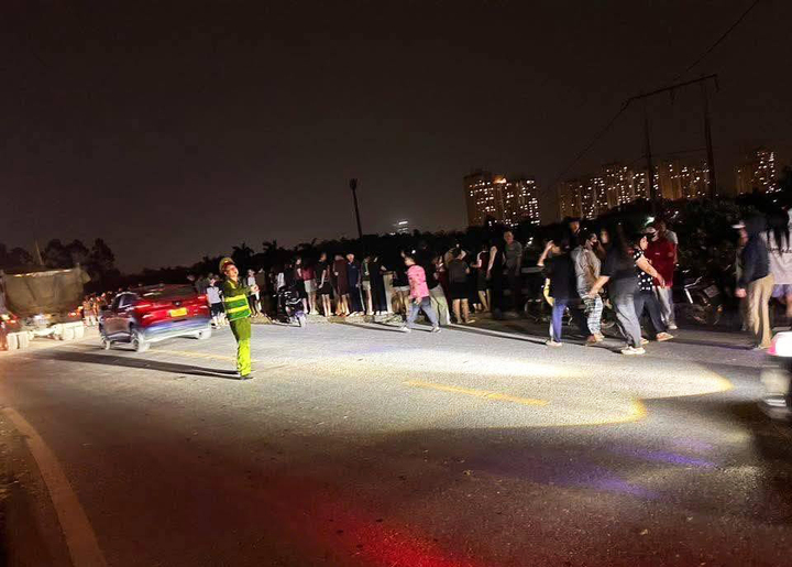 Trắng đ&ecirc;m t&igrave;m kiếm 3 mẹ con nghi gieo m&igrave;nh xuống s&ocirc;ng Hồng ở Hưng Y&ecirc;n- Ảnh 3.