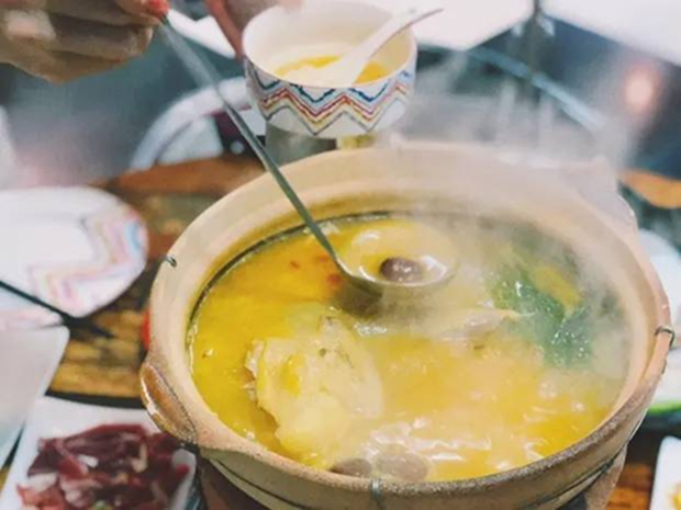 Ng&agrave;y c&agrave;ng nhiều người chết v&igrave; ung thư, b&aacute;c sĩ nhắc nhở: 4 loại nước, 5 thực phẩm "nu&ocirc;i tế b&agrave;o ung thư" cần tr&aacute;nh ăn nhiều- Ảnh 3.