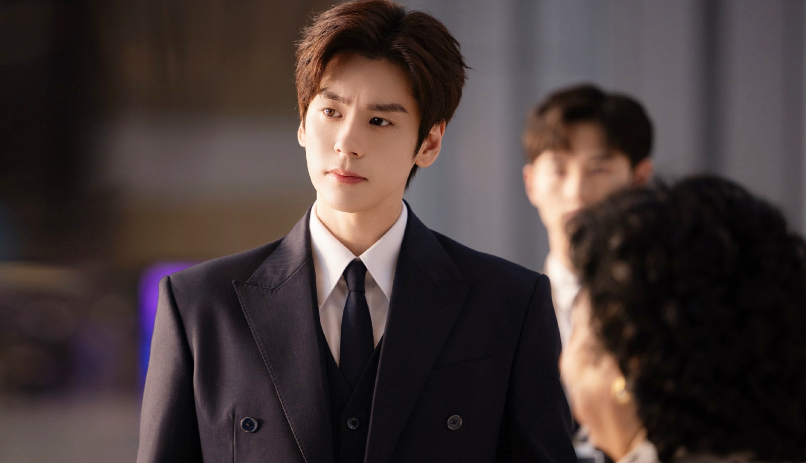 Trung Quốc mới c&oacute; 1 phim ng&ocirc;n t&igrave;nh g&acirc;y nghiện cực mạnh: Nam ch&iacute;nh trời sinh l&agrave;m tổng t&agrave;i, đẹp đ&ocirc;i với cả thế giới- Ảnh 14.