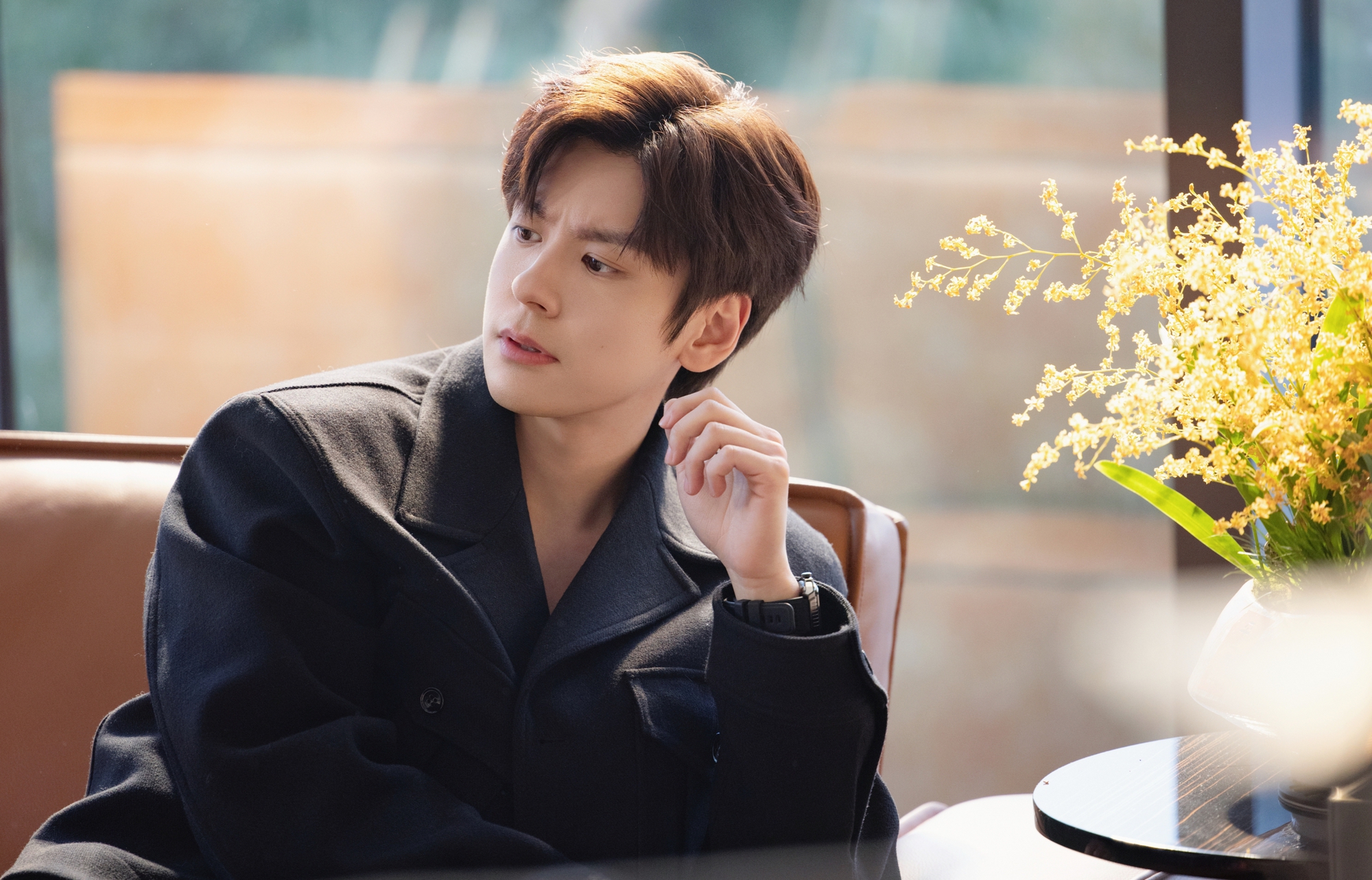 Trung Quốc mới c&oacute; 1 phim ng&ocirc;n t&igrave;nh g&acirc;y nghiện cực mạnh: Nam ch&iacute;nh trời sinh l&agrave;m tổng t&agrave;i, đẹp đ&ocirc;i với cả thế giới- Ảnh 11.