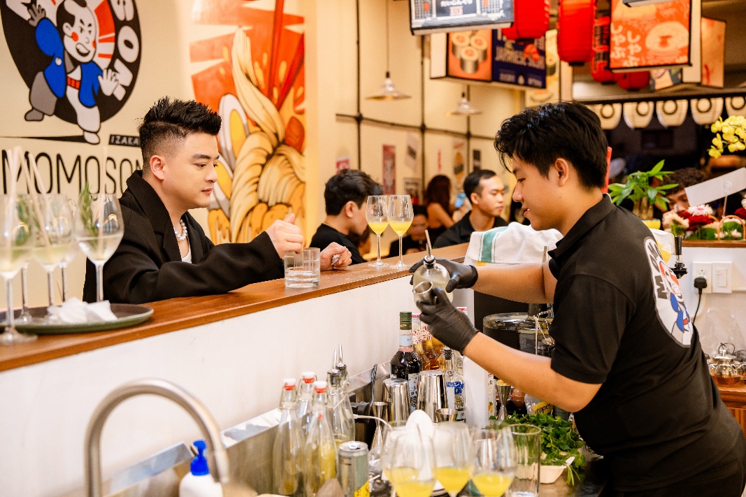 &Aacute; hậu Đại dương L&acirc;m Kiều Anh mở th&ecirc;m nh&agrave; h&agrave;ng thứ hai tại TP.HCM: Điểm đến mới cho những t&acirc;m hồn đồng điệu- Ảnh 2.