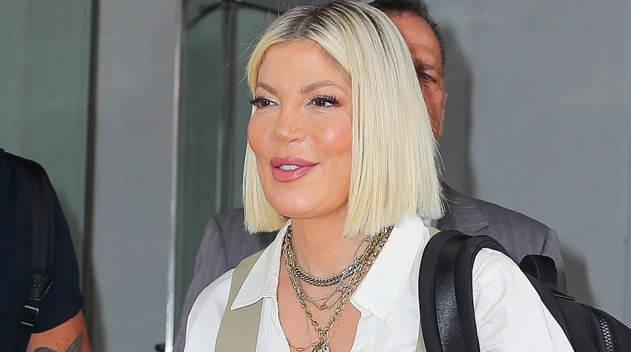 Bi kịch của sao nữ c&oacute; bố gi&agrave;u "nứt đố đổ v&aacute;ch": Nh&agrave; qu&aacute; nhiều tiền nhưng lại qu&ecirc;n dạy con điều cốt l&otilde;i n&agrave;y!- Ảnh 1.