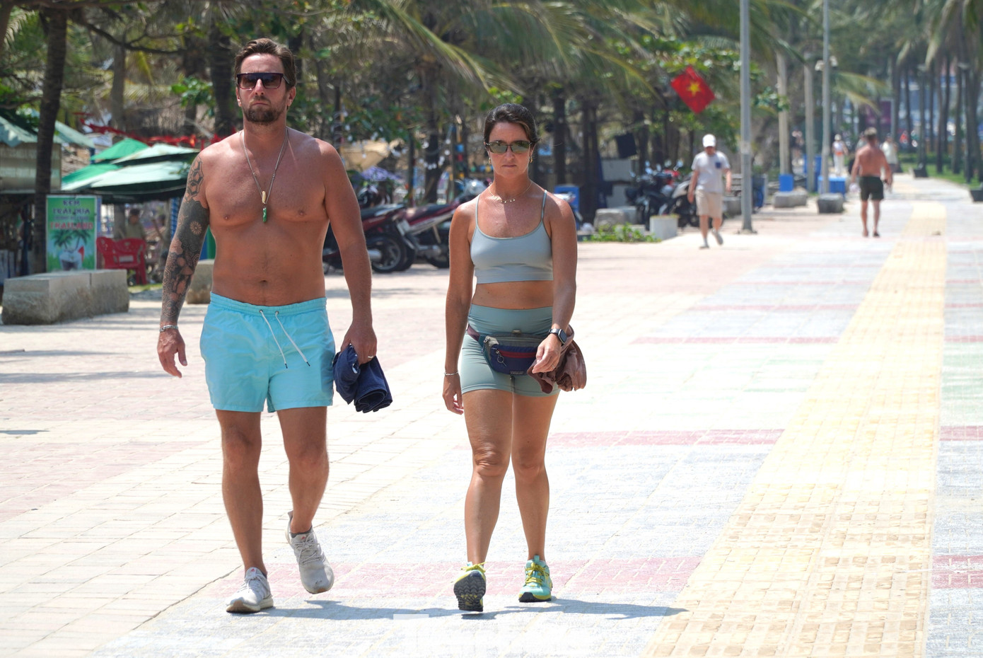 Vỉa h&egrave; đường ven biển Đ&agrave; Nẵng 'thay &aacute;o'- Ảnh 8.