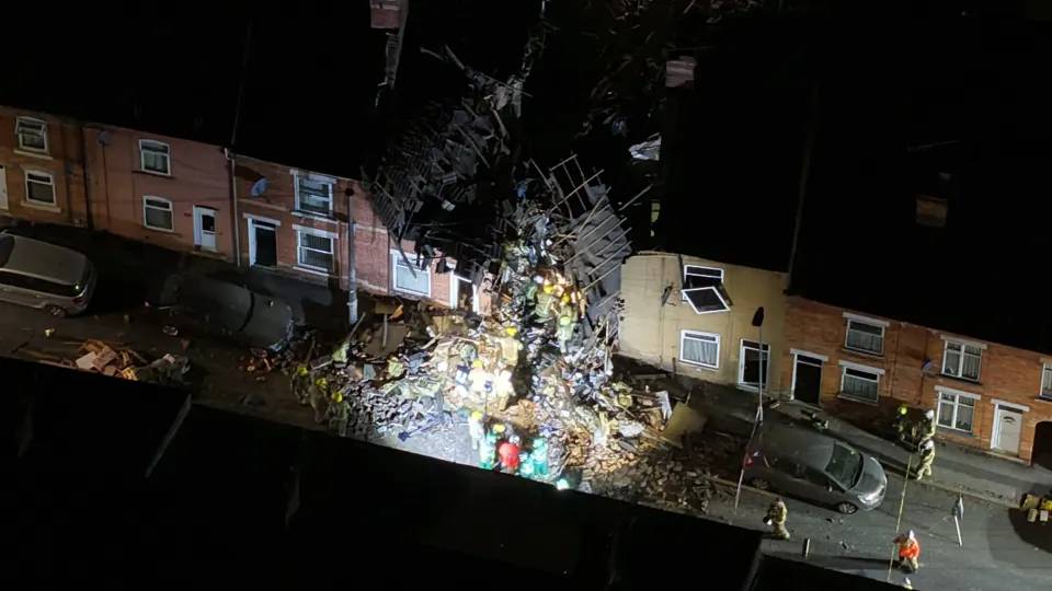 Bực tức v&igrave; chủ tăng tăng hơn 2 triệu tiền thu&ecirc; trọ, người đ&agrave;n &ocirc;ng th&aacute;o ống gas khiến căn nh&agrave; nổ tung- Ảnh 4.