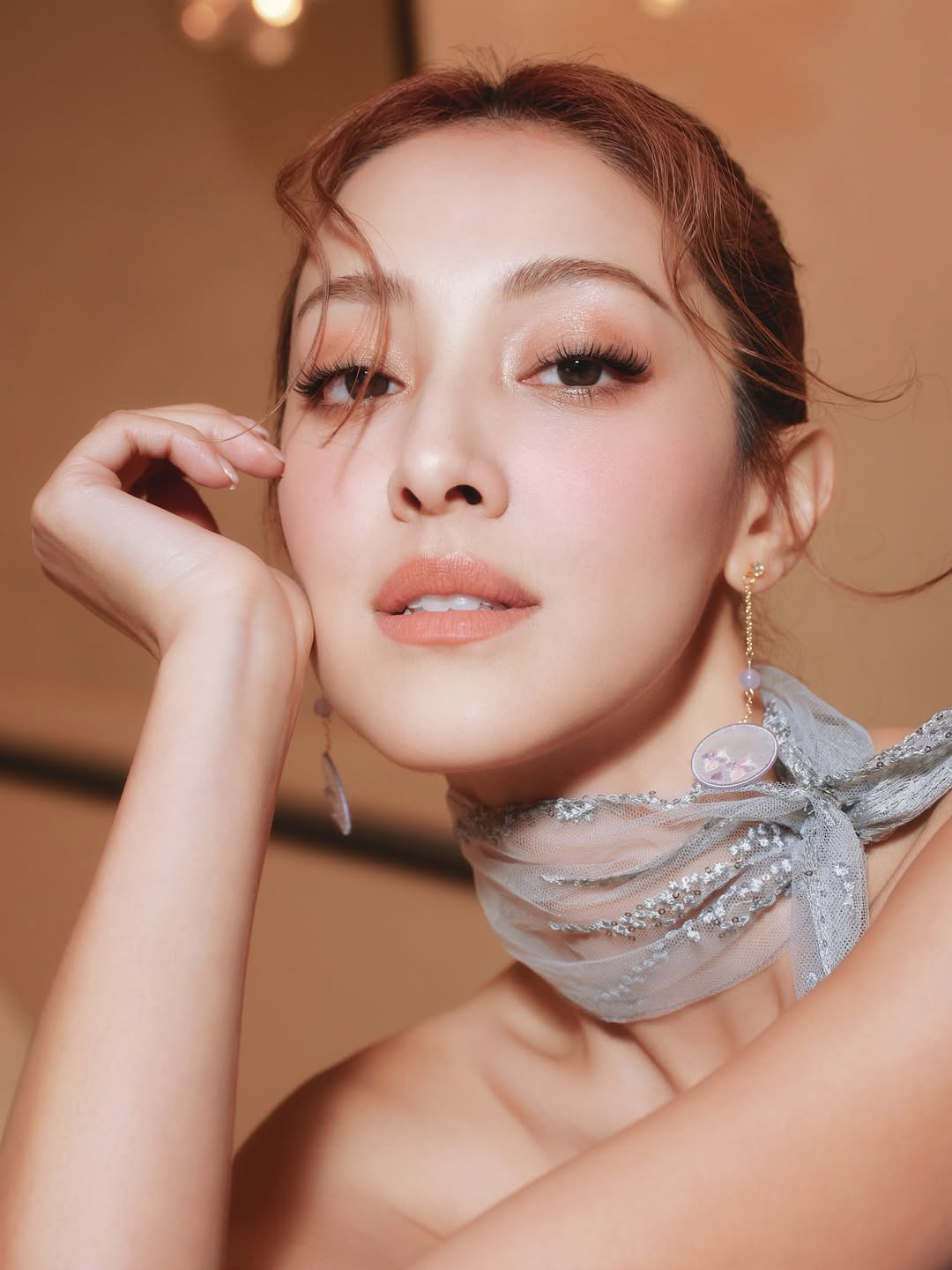 Đối thủ gi&agrave;u nhất show Tỷ Tỷ của Trang Ph&aacute;p: Hoa hậu sở hữu 4.800 tỷ, giữ chồng t&agrave;i tử ở nh&agrave; suốt 8 năm v&igrave; 1 l&yacute; do- Ảnh 3.