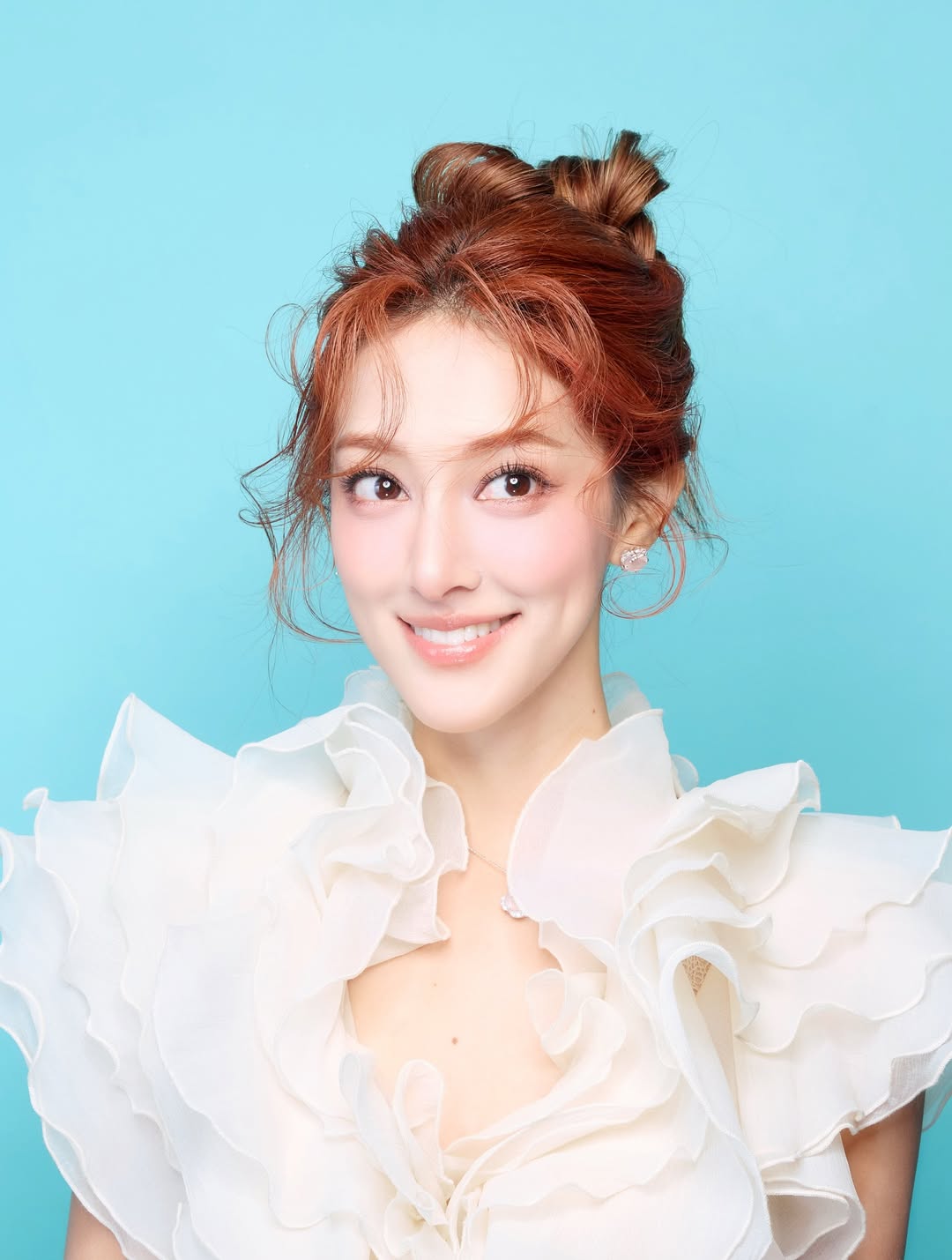 Đối thủ gi&agrave;u nhất show Tỷ Tỷ của Trang Ph&aacute;p: Hoa hậu sở hữu 4.800 tỷ, giữ chồng t&agrave;i tử ở nh&agrave; suốt 8 năm v&igrave; 1 l&yacute; do- Ảnh 2.