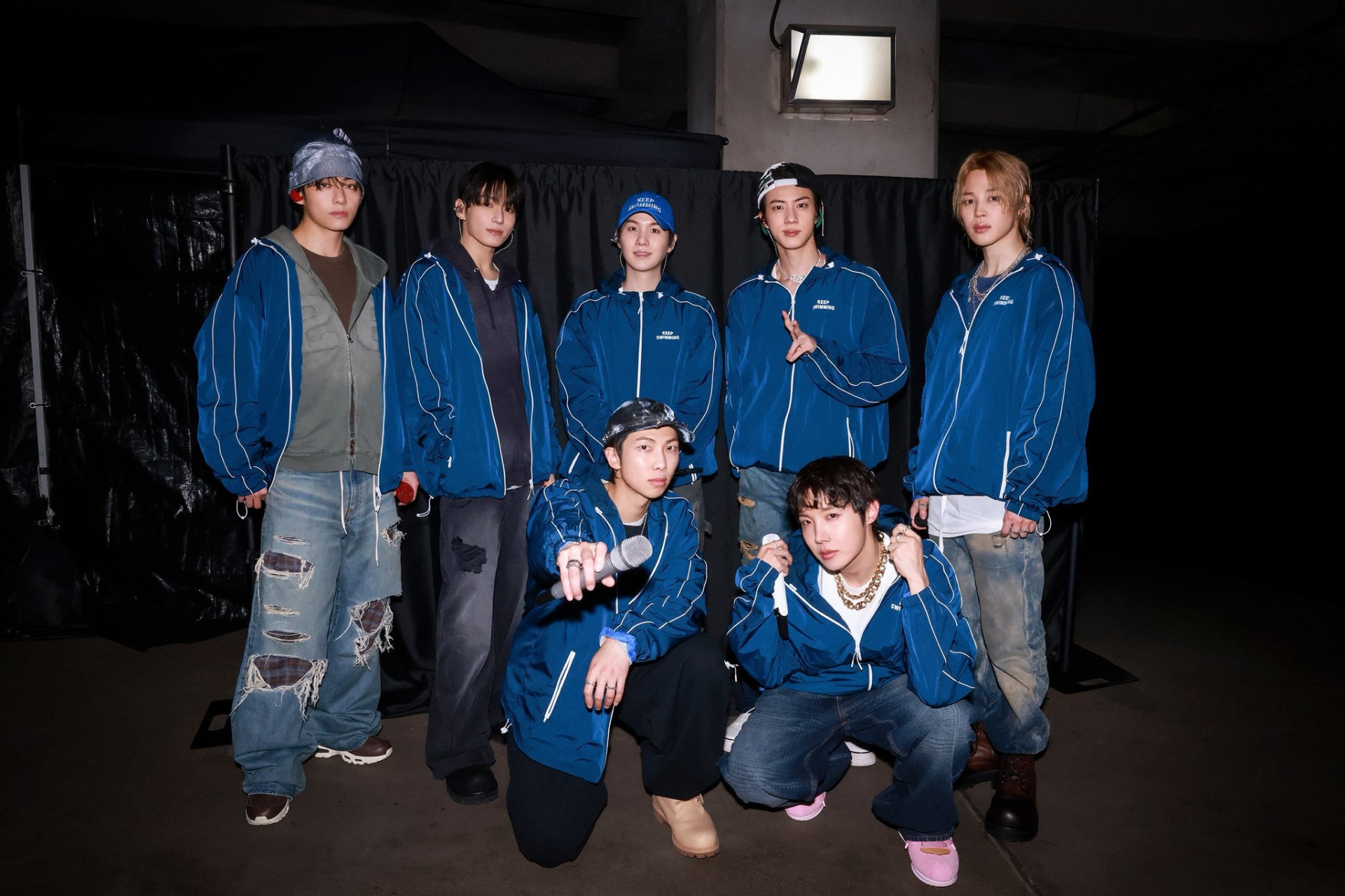 BTS đỉnh qu&aacute; rồi: Vừa đổ bộ rạp Việt đ&atilde; chiếm top 1 doanh thu, nh&acirc;n phẩm tốt lắm mới mua được v&eacute;- Ảnh 3.