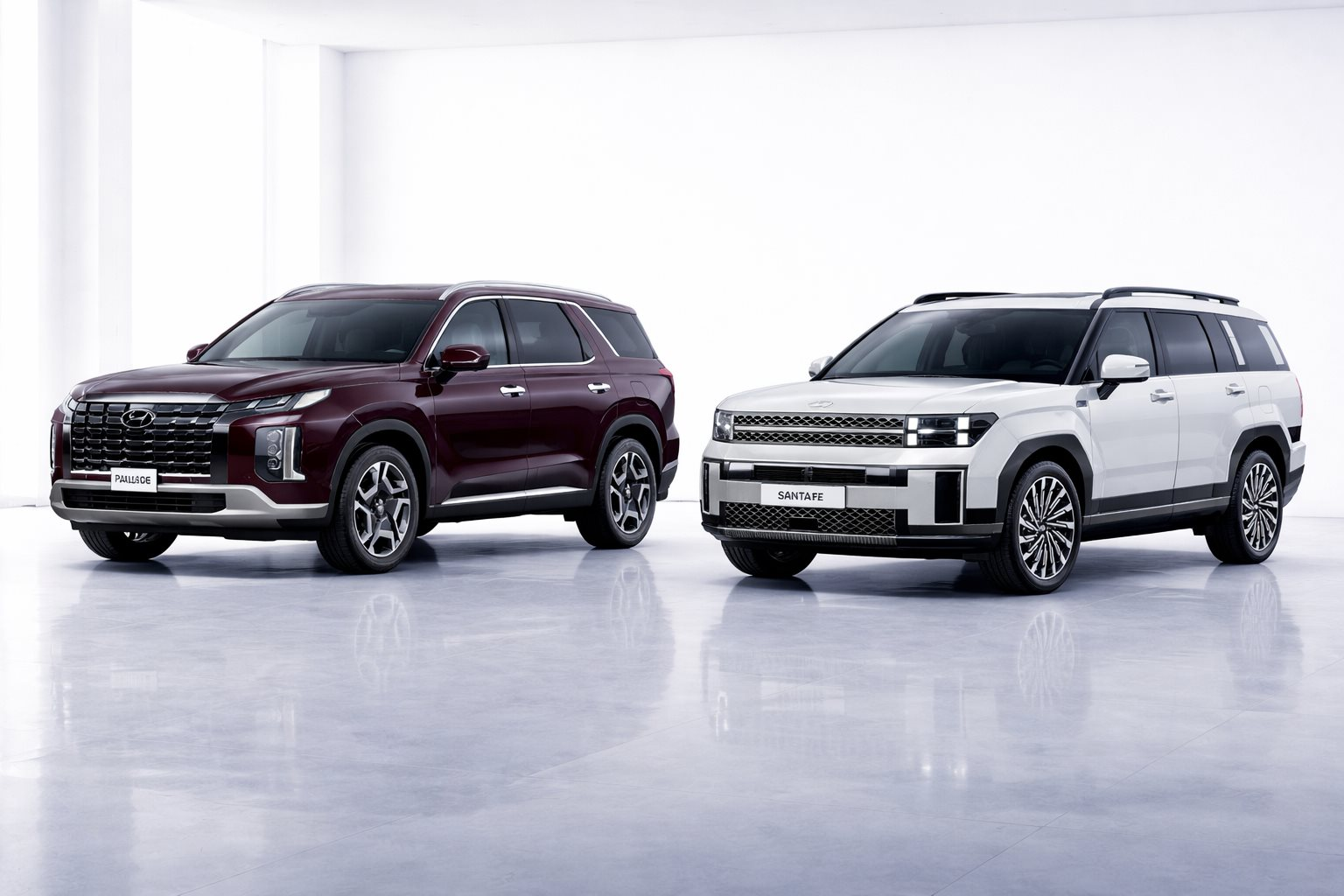 Người mua xe ch&uacute; &yacute;, đ&acirc;y l&agrave; những mẫu xe giảm gi&aacute; mạnh nhất th&aacute;ng 4 - c&oacute; mẫu giảm hơn 1 tỷ đồng- Ảnh 1.