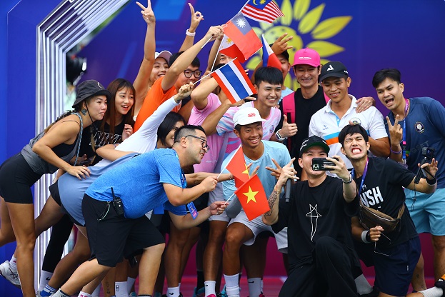 Quang Dương đang ở thế "ng&agrave;n c&acirc;n treo sợi t&oacute;c" - Ảnh 8.