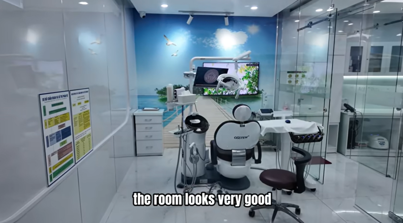 Kh&aacute;ch T&acirc;y đi kh&aacute;m răng ở Đ&agrave; Nẵng, sững người khi kh&ocirc;ng mất 1 xu: ''Ri&ecirc;ng dịch vụ đ&oacute; ở nước t&ocirc;i phải trả hơn 1,7 triệu đồng" - Ảnh 3.