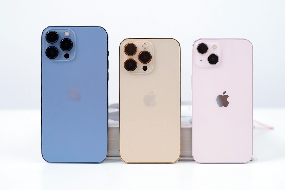 Mẫu iPhone đang giảm c&ograve;n nửa gi&aacute;, rẻ nhất l&uacute;c n&agrave;y- Ảnh 1.