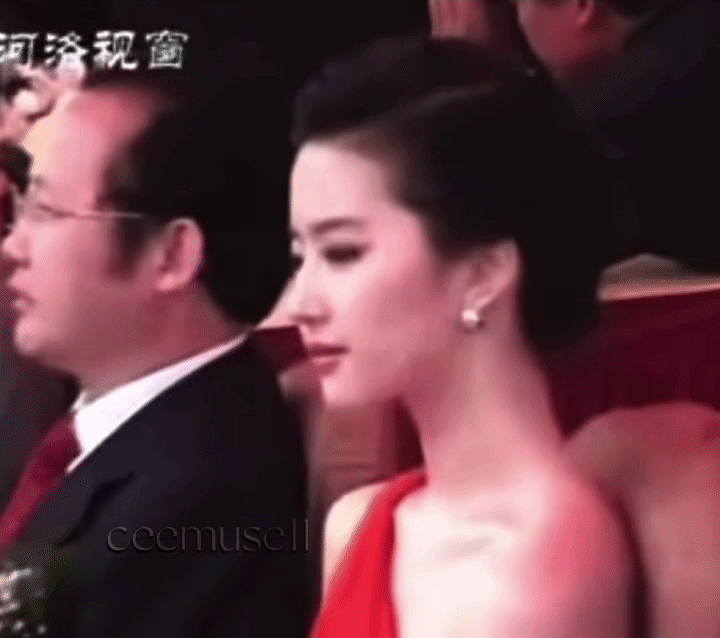 Clip năm 2009 đ&atilde; dự b&aacute;o trước về độ hot của Lưu Diệc Phi, mỹ nh&acirc;n 22 tuổi vươn m&igrave;nh một bước th&agrave;nh "thần ti&ecirc;n tỷ tỷ"- Ảnh 2.