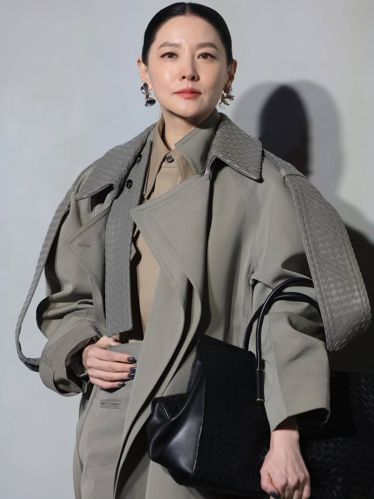 Tuyệt chi&ecirc;u dưỡng nhan của "Thi&ecirc;n nga bạc" xứ H&agrave;n: Rời Gangnam, mua h&agrave;ng trăm m&eacute;t vu&ocirc;ng n&uacute;i rừng để x&acirc;y dựng đế chế "n&ocirc;ng nghiệp xa xỉ"- Ảnh 1.