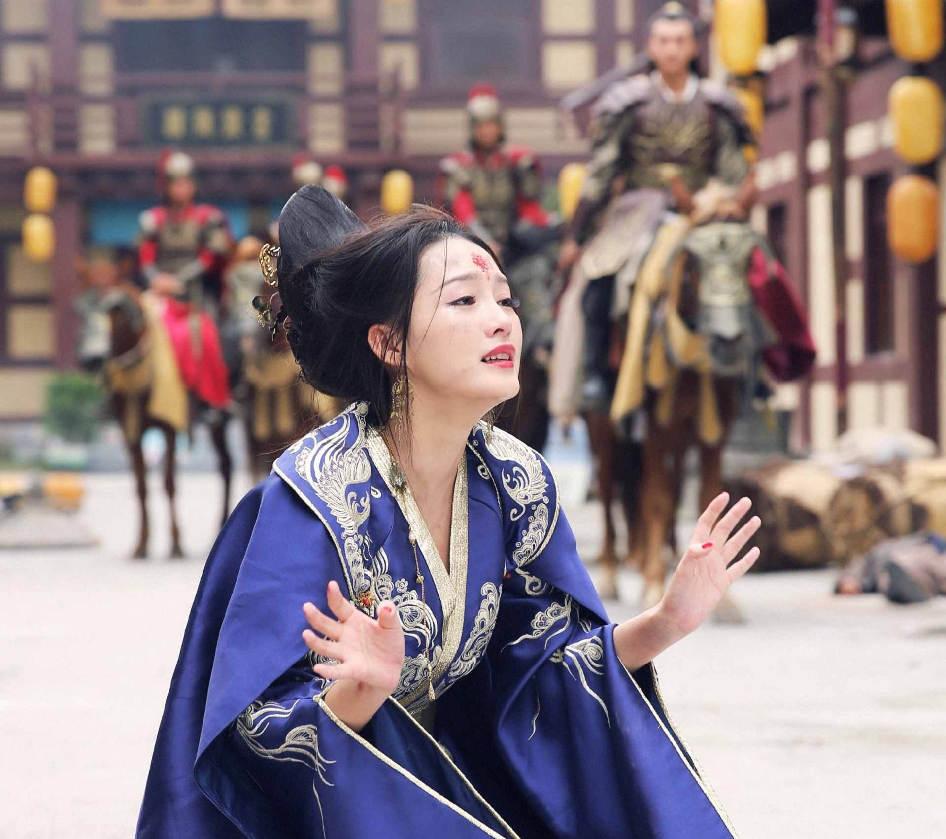 C&ocirc;ng ch&uacute;a đẹp nhất Trung Quốc suốt 10 năm qua: Dung mạo được tạc từ ngọc qu&yacute;, tựa trăng rằm soi s&aacute;ng nh&acirc;n gian- Ảnh 10.