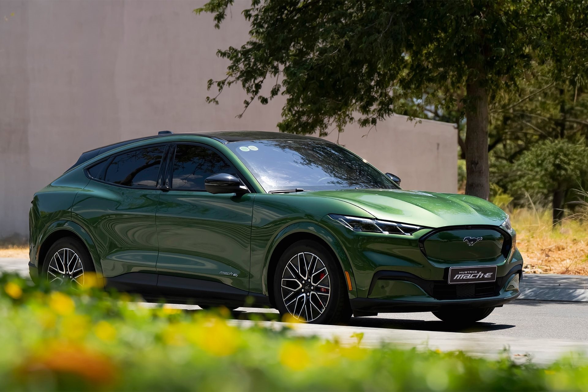 Người mua xe ch&uacute; &yacute;, đ&acirc;y l&agrave; những mẫu xe giảm gi&aacute; mạnh nhất th&aacute;ng 4 - c&oacute; mẫu giảm hơn 1 tỷ đồng- Ảnh 3.