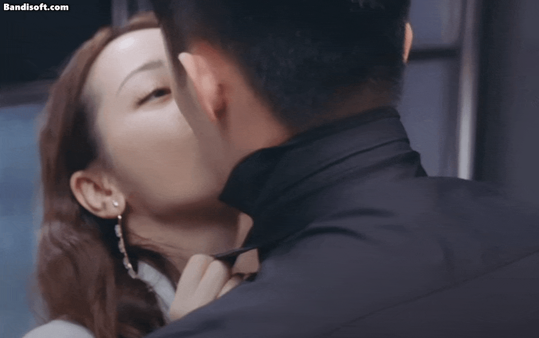 Người đ&agrave;n &ocirc;ng l&agrave; vết nhơ duy nhất của Địch Lệ Nhiệt Ba- Ảnh 3.