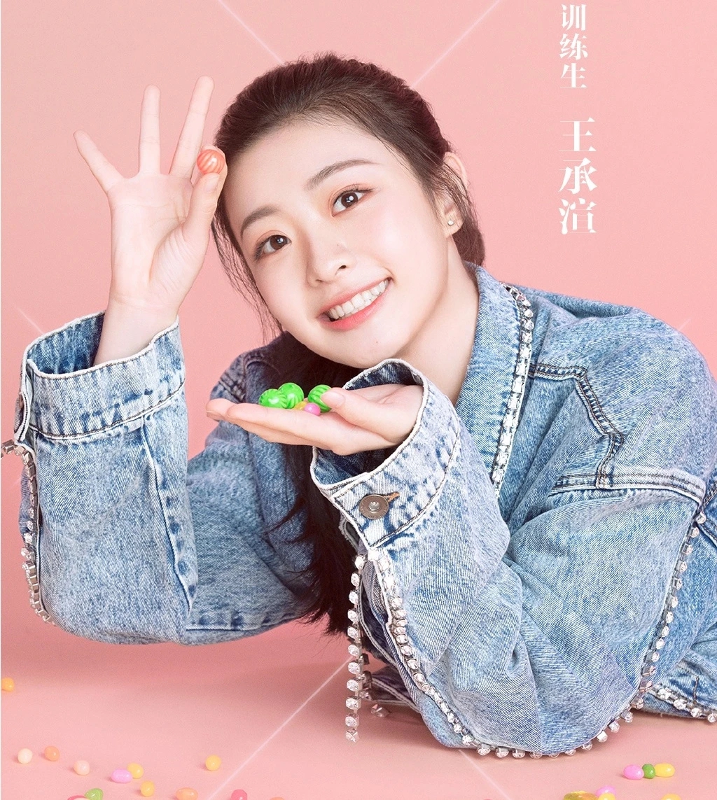 Hoa kh&ocirc;i showbiz xinh như &aacute;nh dương bị đ&igrave;nh chỉ to&agrave;n bộ hoạt động, nay được bắt gặp t&igrave;m việc pha chế cafe- Ảnh 4.