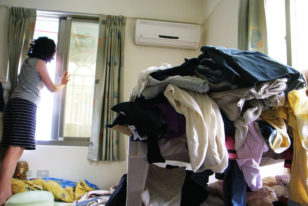 Tuổi 35 bắt đầu sống tối giản, t&ocirc;i bớt mua 5 thứ n&agrave;y: Thấy đời nhẹ nh&otilde;m hẳn ra, tiết kiệm cả đống tiền- Ảnh 3.