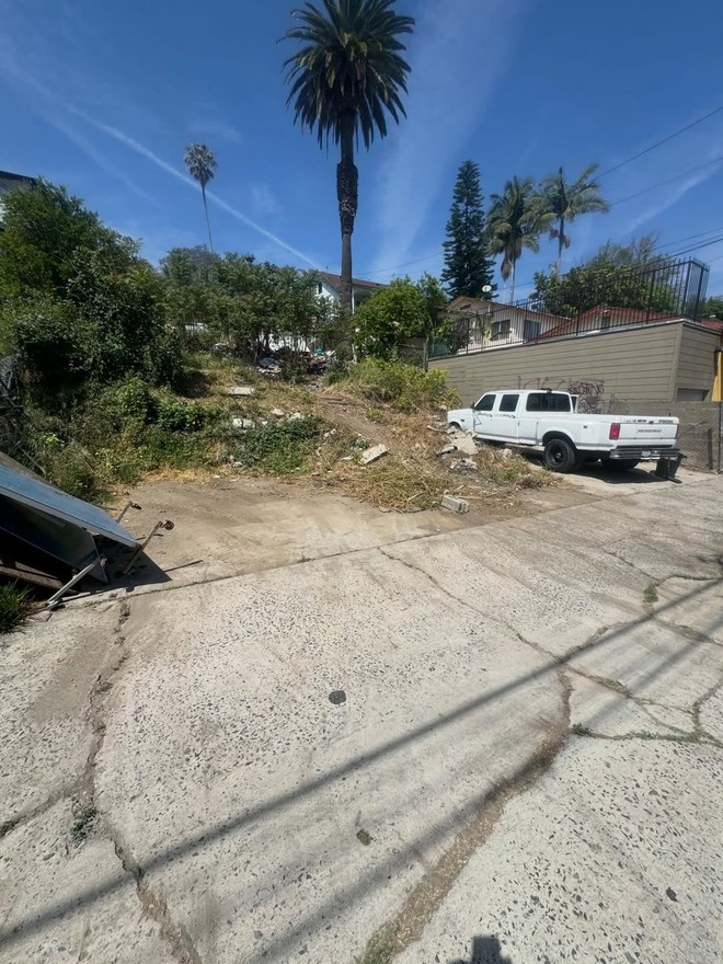 Kinh doanh to&agrave;n lỗ, dẹp tiệm xong chẳng biết l&agrave;m g&igrave; n&ecirc;n đi nhặt r&aacute;c: Người đ&agrave;n &ocirc;ng ph&aacute;t hiện ra một &ldquo;mỏ v&agrave;ng&rdquo;- Ảnh 3.