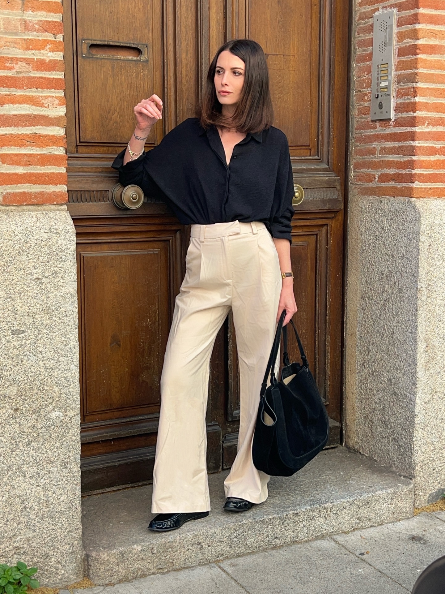 Mặc đồ c&ocirc;ng sở đẹp như phụ nữ Ph&aacute;p với 4 c&ocirc;ng thức- Ảnh 9.