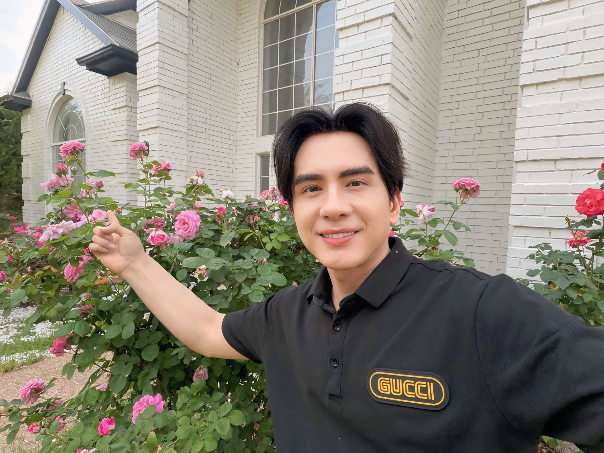 Đan Trường h&eacute; lộ biệt thự bề thế ở Mỹ, kể: "C&ocirc; h&agrave;ng x&oacute;m người T&acirc;y rất dễ thương"- Ảnh 4.