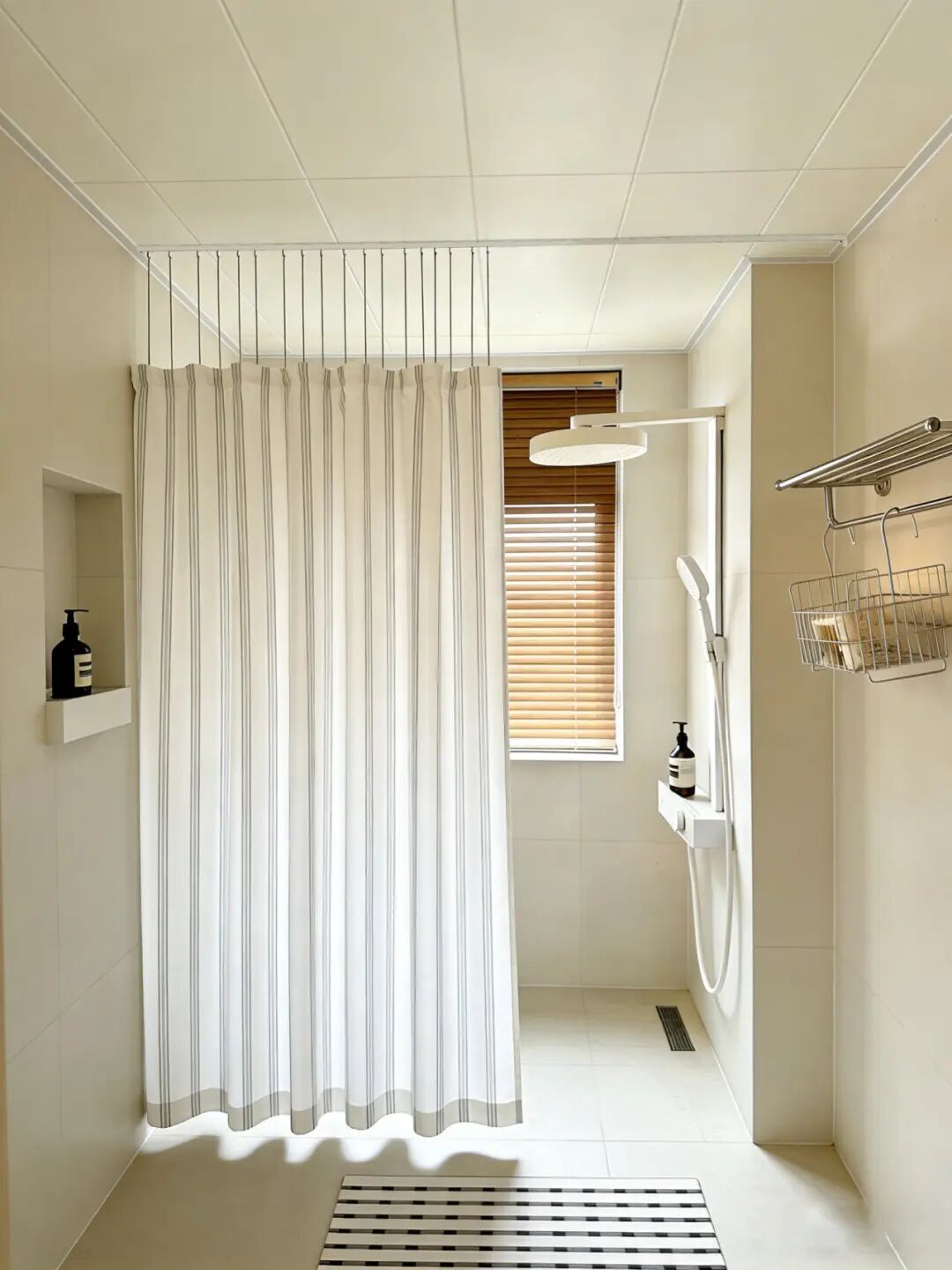 Tưởng hiện đại, ai ngờ phiền to&aacute;i: 8 sai lầm thiết kế nội thất nhiều người gặp phải- Ảnh 2.