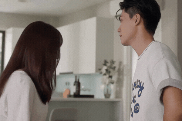 Cả đời xem phim Việt chưa thấy cảnh &ocirc;m n&agrave;o peak cỡ n&agrave;y: Kh&ocirc;ng c&oacute; trong kịch bản, nam ch&iacute;nh đang y&ecirc;u thật chắc lu&ocirc;n- Ảnh 5.