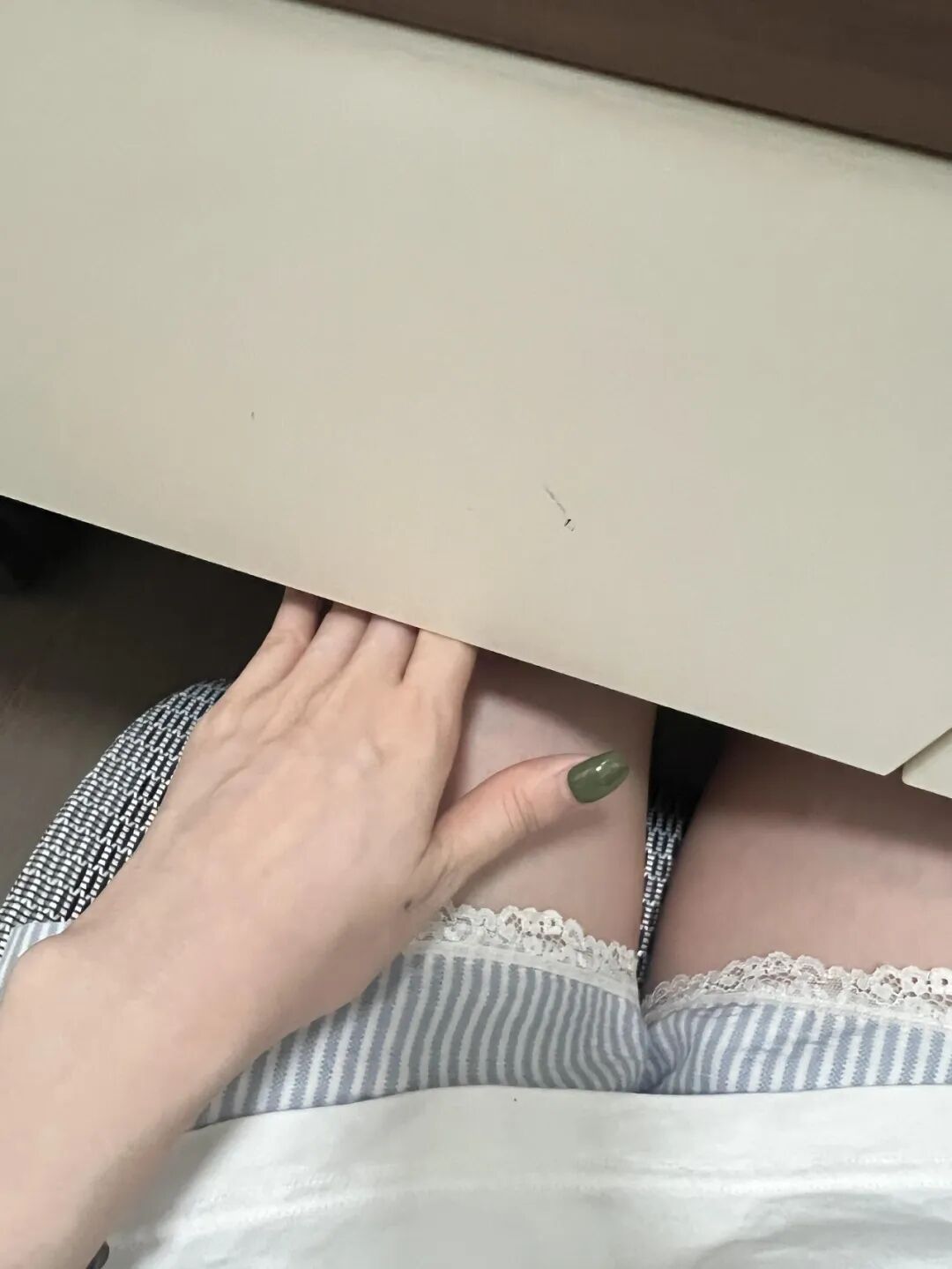 Tưởng hiện đại, ai ngờ phiền to&aacute;i: 8 sai lầm thiết kế nội thất nhiều người gặp phải- Ảnh 3.