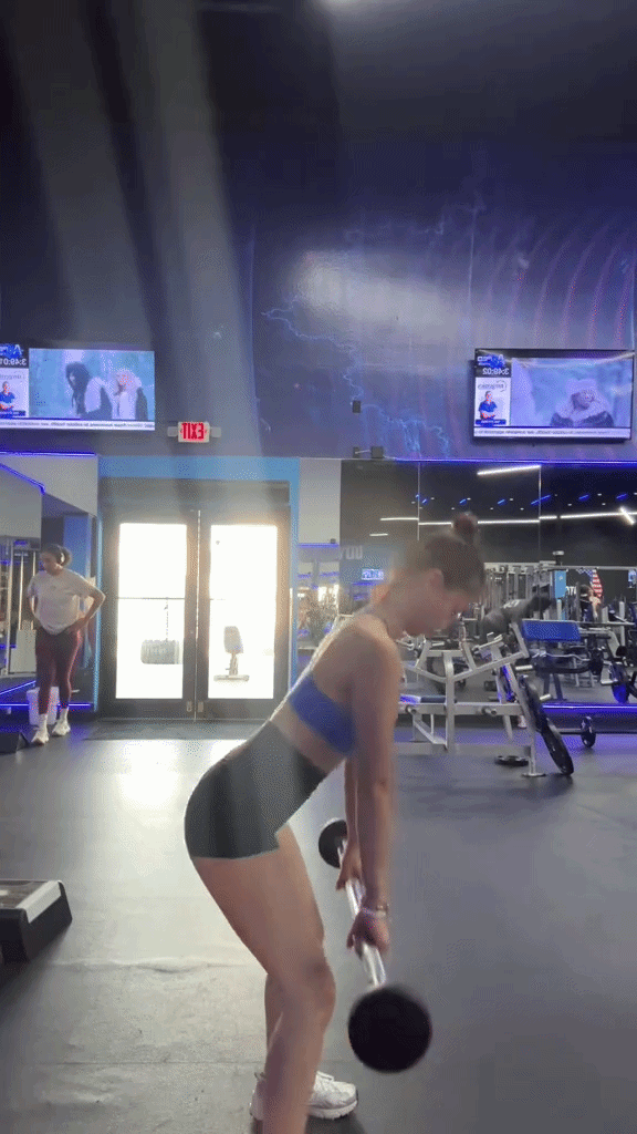 Louis Phạm bị ch&ecirc; cựu vận động vi&ecirc;n quốc gia m&agrave; tập gym tư thế sai b&eacute;t, l&ecirc;n tiếng: "Em muốn th&igrave; vẫn tập đ&uacute;ng được th&ocirc;i"- Ảnh 1.