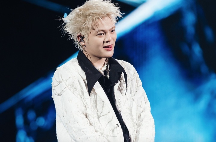 Qu&aacute;n qu&acirc;n "Giọng h&aacute;t Việt nh&iacute;": Người lấy lại h&agrave;o quang, người mắc kẹt v&igrave; ồn &agrave;o- Ảnh 2.