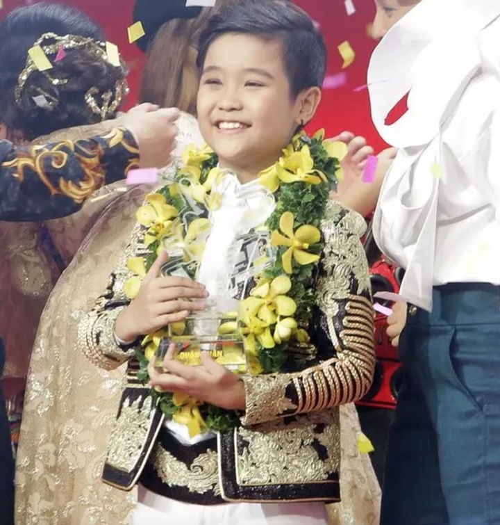 Qu&aacute;n qu&acirc;n "Giọng h&aacute;t Việt nh&iacute;": Người lấy lại h&agrave;o quang, người mắc kẹt v&igrave; ồn &agrave;o- Ảnh 7.