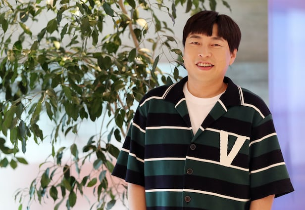 T&igrave;nh cảnh danh h&agrave;i vừa bị đột quỵ xuất huyết n&atilde;o: Kh&ocirc;ng c&oacute; tiền đ&oacute;ng viện ph&iacute;, anh trai phải mượn nợ từng đồng cứu mạng em- Ảnh 1.