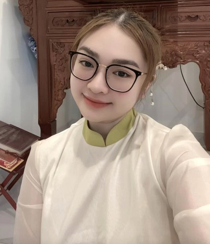 Qu&aacute;n qu&acirc;n "Giọng h&aacute;t Việt nh&iacute;": Người lấy lại h&agrave;o quang, người mắc kẹt v&igrave; ồn &agrave;o- Ảnh 4.