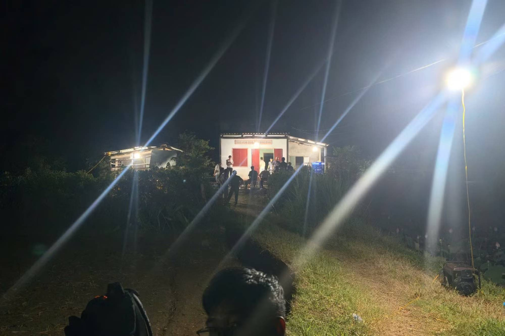 Vụ nhiều thi thể trong căn nh&agrave; cấp 4: X&aacute;c định danh t&iacute;nh nạn nh&acirc;n, c&oacute; 2 học sinh lớp 9- Ảnh 1.