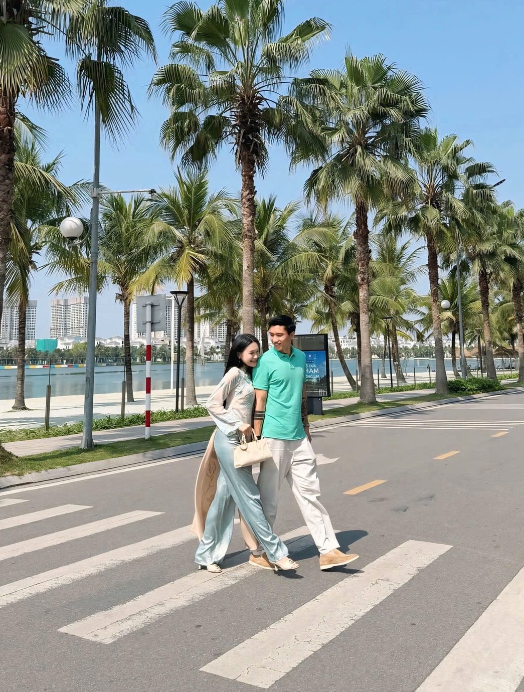 Đo&agrave;n Văn Hậu: "Ch&uacute;a cho t&ocirc;i 2 ch&acirc;n để chơi b&oacute;ng, kh&ocirc;ng phải để chạy theo người phụ nữ kh&ocirc;ng quan t&acirc;m đến t&ocirc;i"- Ảnh 6.