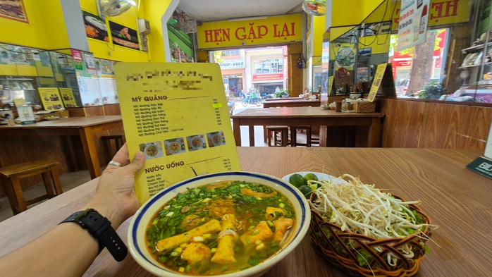 Suất ăn s&aacute;ng dưới 20.000 đồng đang dần biến mất?- Ảnh 2.