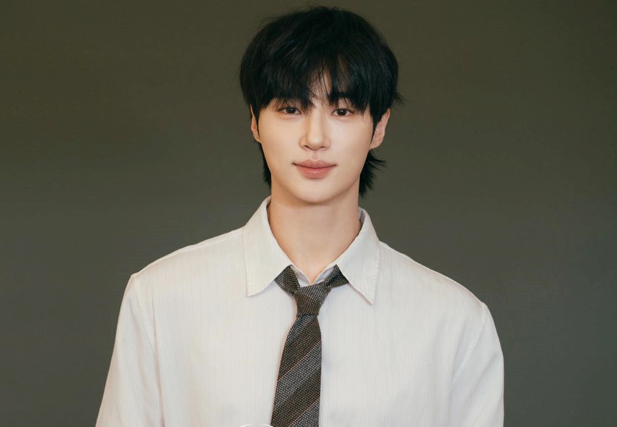 Sao mỹ nam n&agrave;y được gọi l&agrave; diễn vi&ecirc;n hay vậy: Đơ như robot đang cố thể hiện cảm x&uacute;c, c&oacute; mỗi c&aacute;i miệng l&agrave; biết cử động- Ảnh 7.