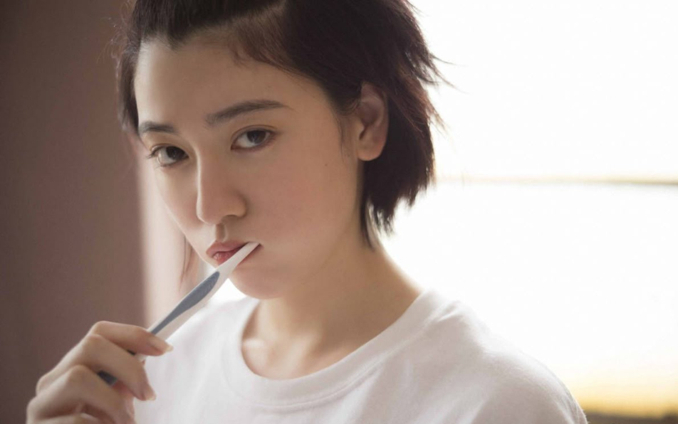 B&aacute;c sĩ Nhật cảnh b&aacute;o đặc biệt cho bất kỳ ai để b&agrave;n chải theo chiều thẳng đứng- Ảnh 2.