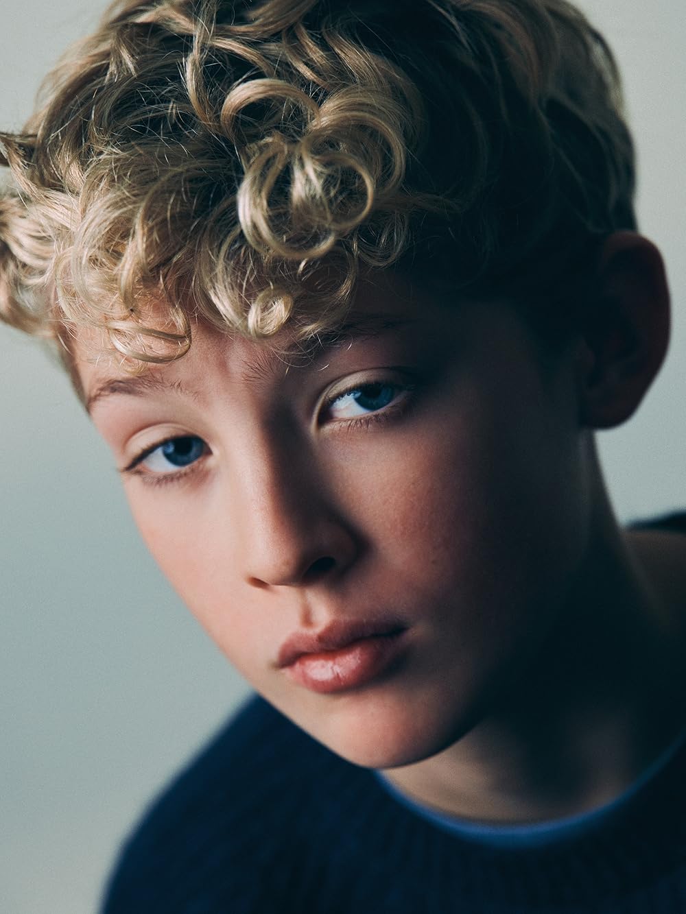 Tranh c&atilde;i Draco Malfoy ở Harry Potter bản mới: Nh&agrave; gi&agrave;u mới nh&uacute; đ&ograve;i l&agrave;m qu&yacute; tộc thượng đẳng, tuổi g&igrave; so với bản gốc- Ảnh 3.